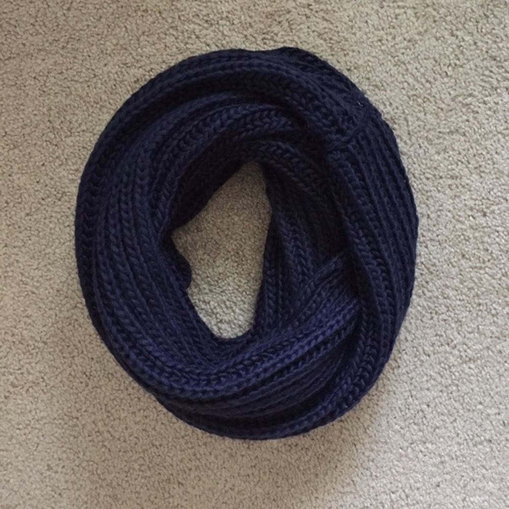 F21 Navy Giant Knit Circle Scarf